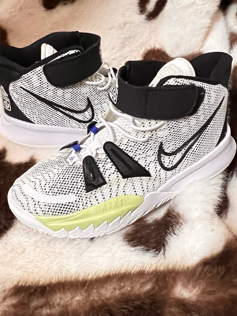 Like New Kyrie Irvin Nike Kids White, Black & Lime High-Top Sneakers
